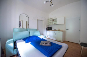 2 rooms apartment close to Palmovka